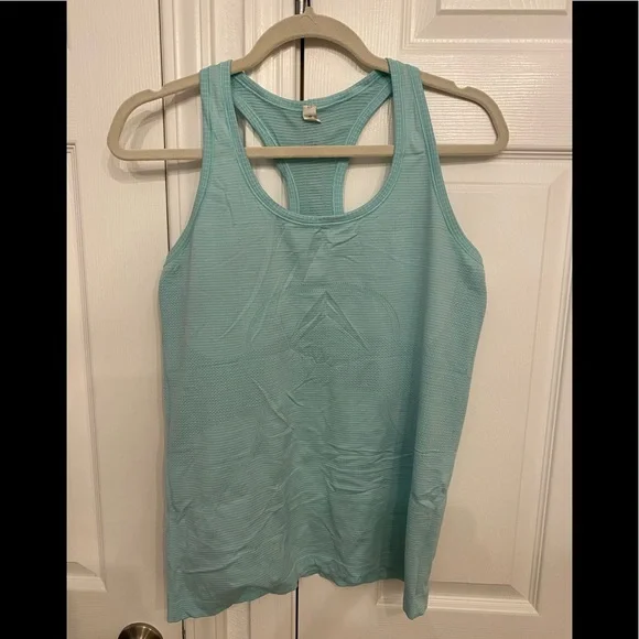 LULULEMON Run Swiftly Tech Racerback in Mint Sz 10 - Picture 2 of 5